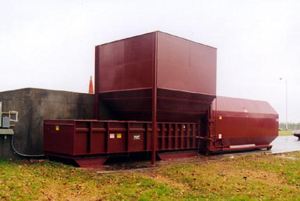 RJ-575 being used as a transfer station compactor.