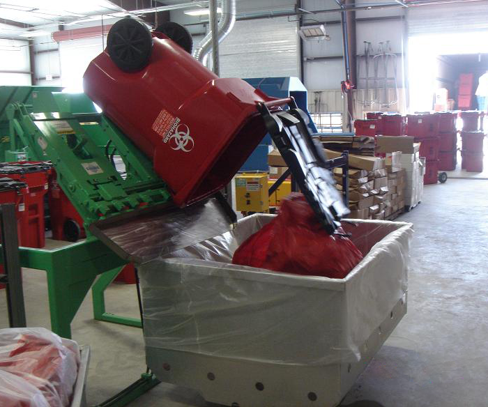 Waste Cart in Paramount